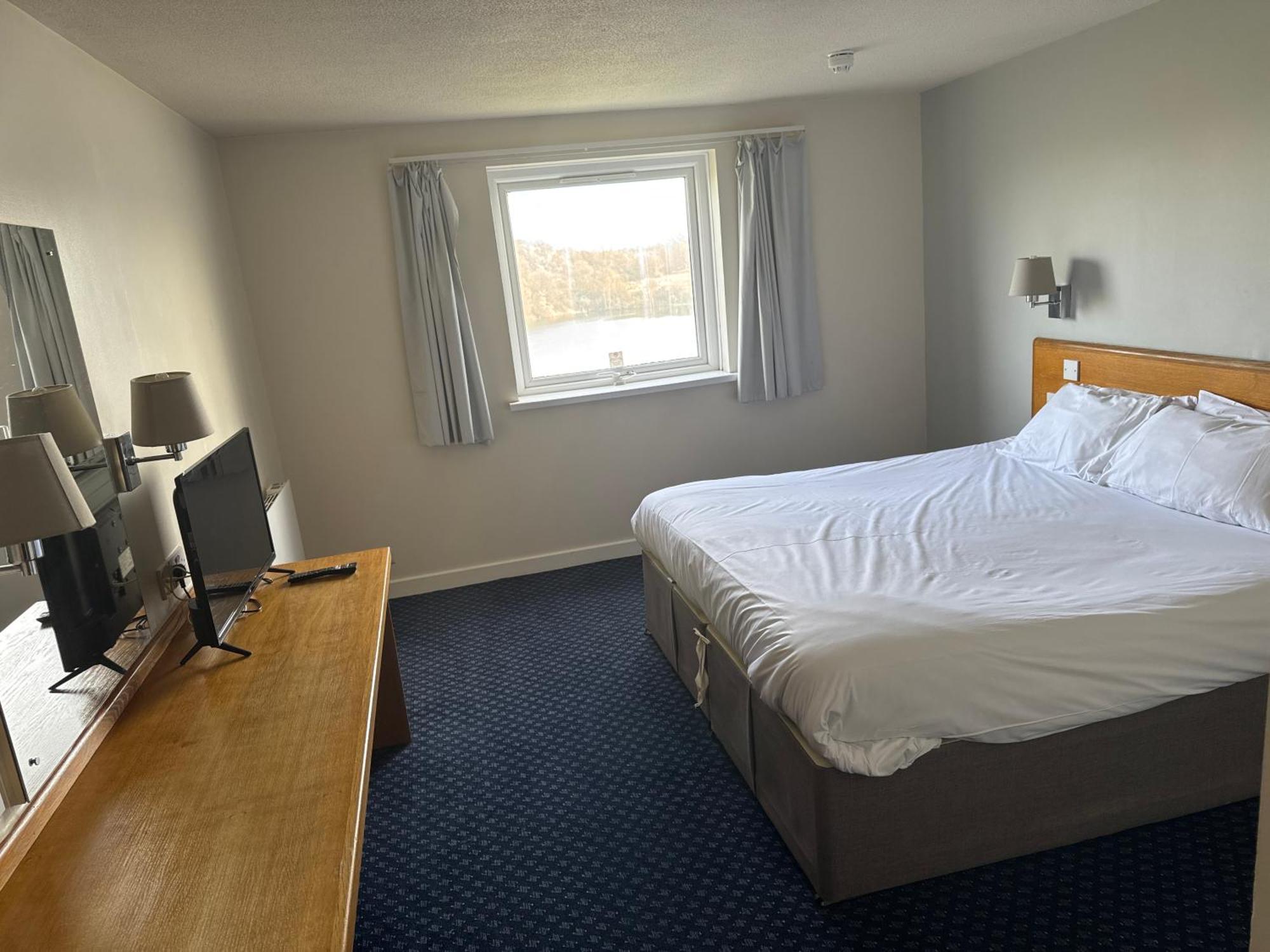 Thurrock Hotel M25 Services Aveley Bagian luar foto